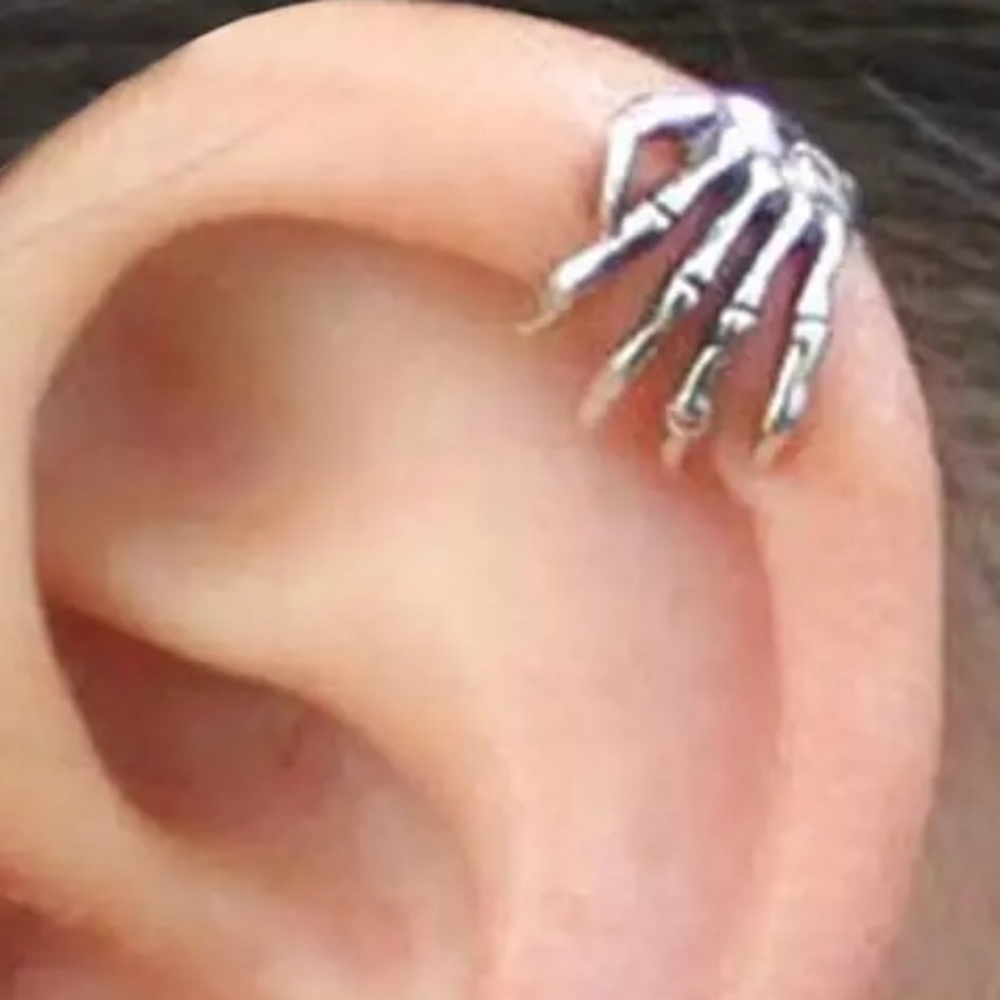 Skeleton Hand Ear Cuff